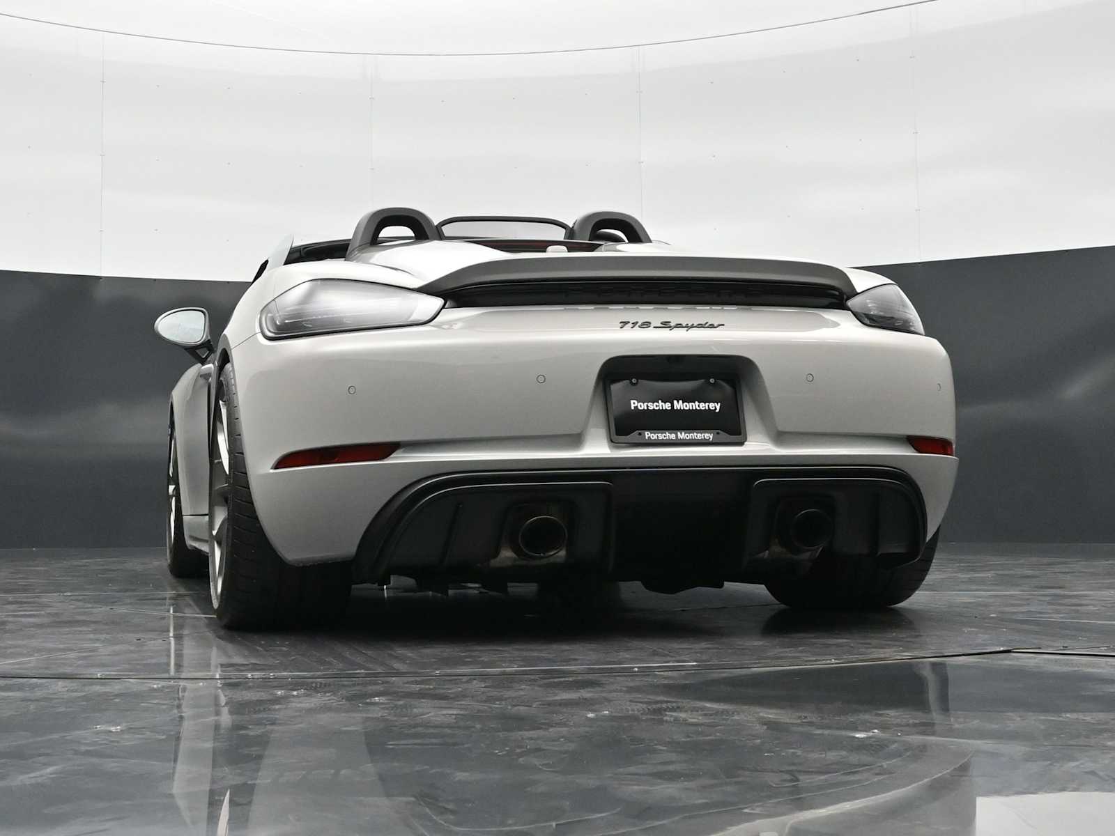 Thumbnail: 2023 Porsche  - 40