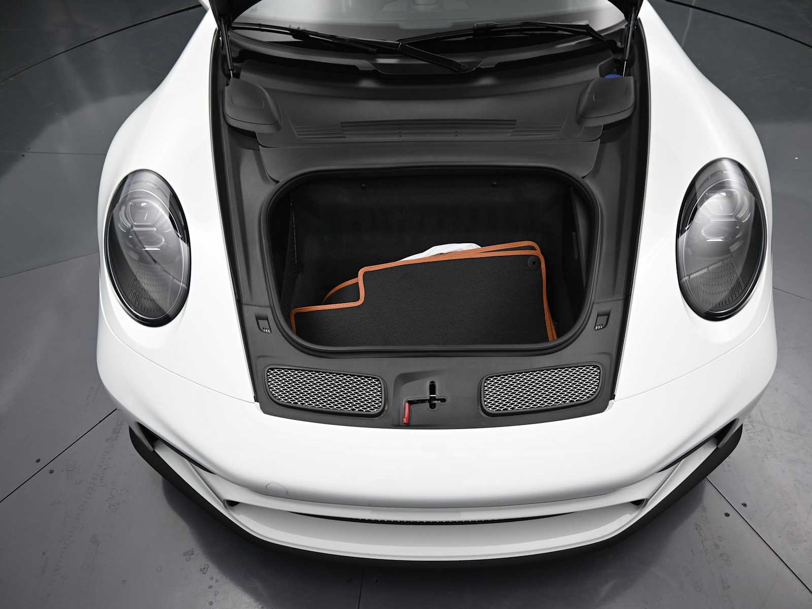 Thumbnail: 2024 Porsche 911 - 30