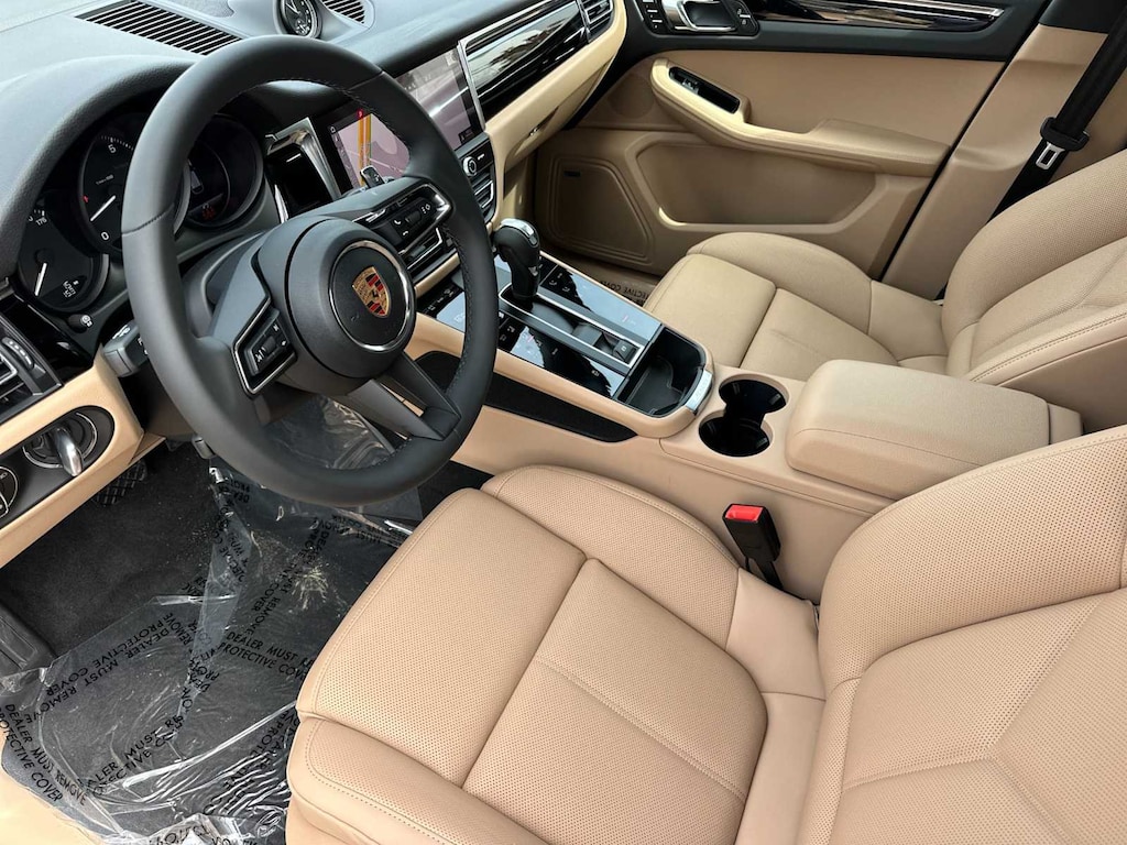 New 2026 Porsche Macan  SUV