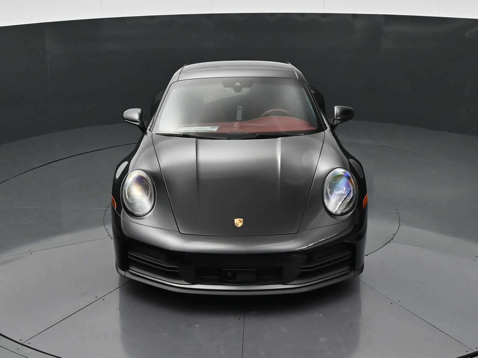 2025 Porsche 911 - Photo 33