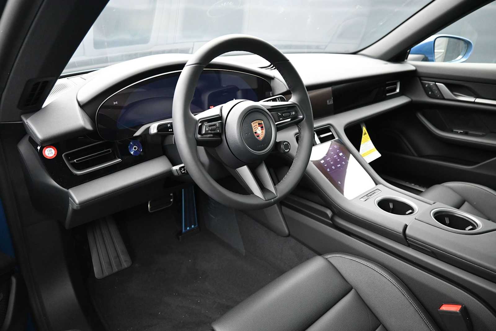 Thumbnail: 2026 Porsche Taycan - 4