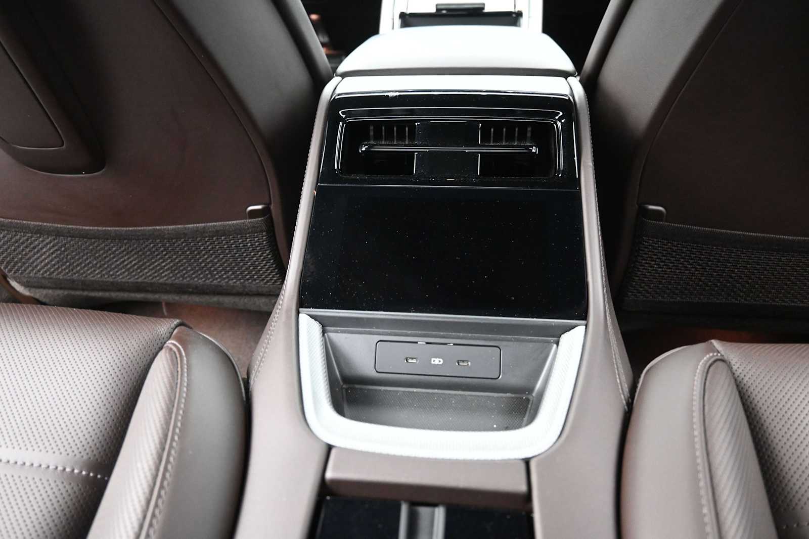 Thumbnail: 2026 Porsche Panamera - 19