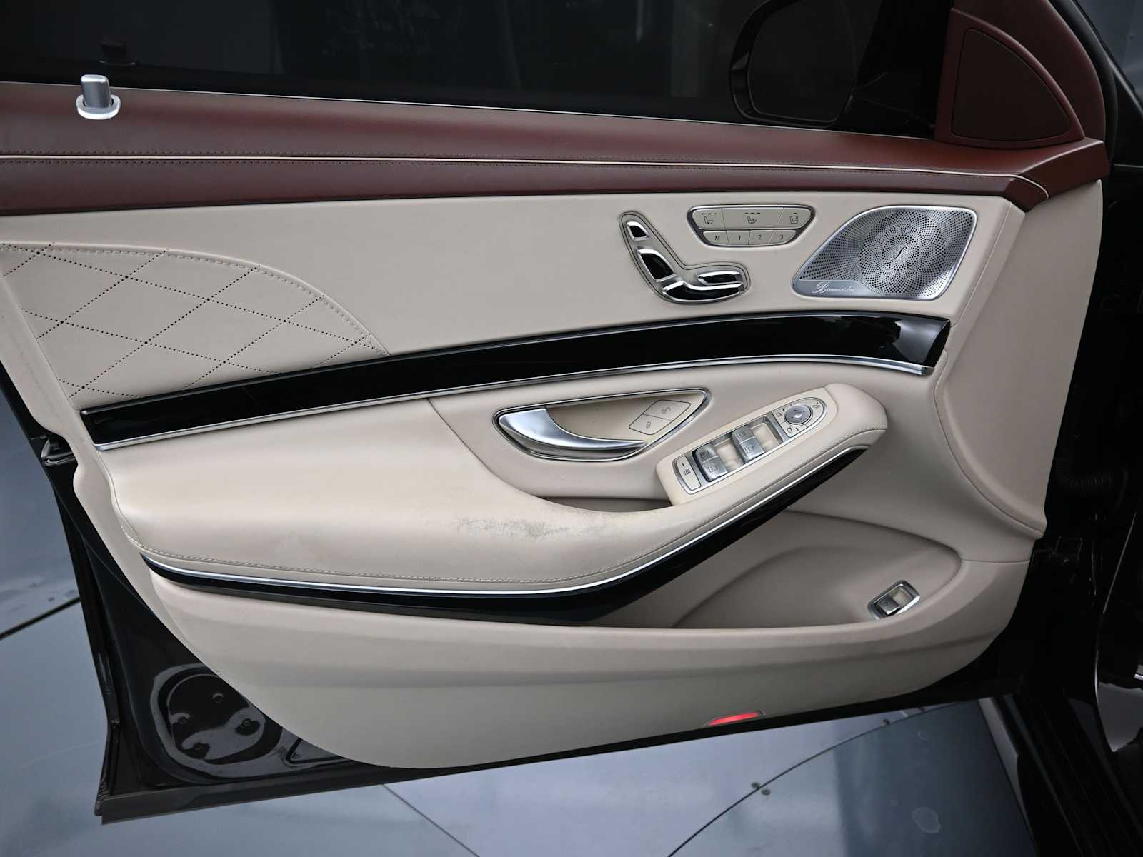 Thumbnail: 2018 Mercedes-Benz S-Class - 7