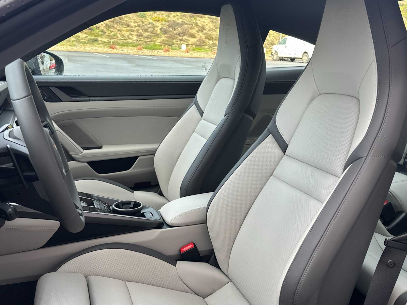 Thumbnail: 2026 Porsche 911 - 5