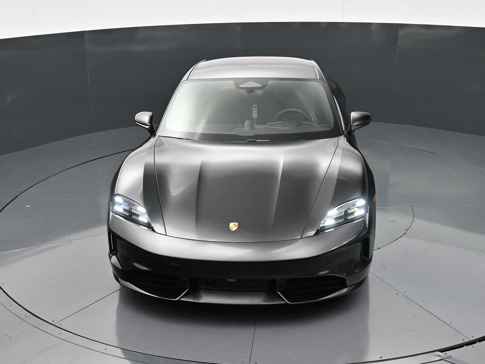 Thumbnail: 2026 Porsche Taycan - 37