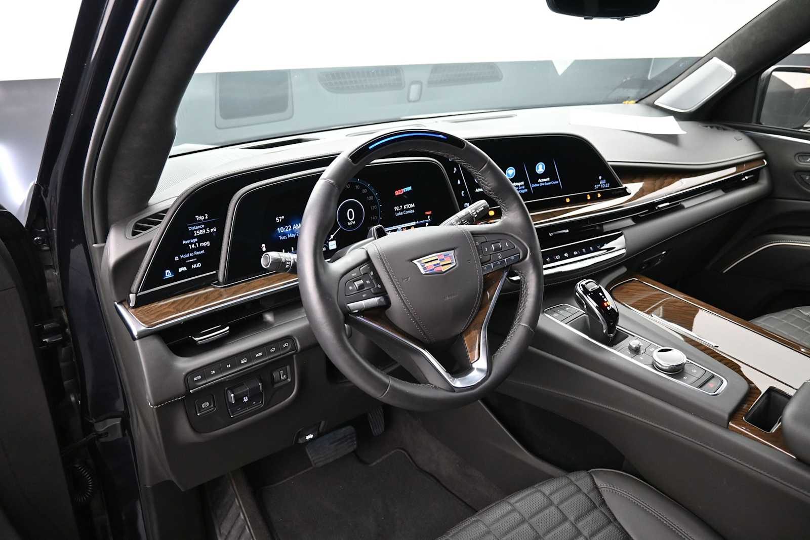 Thumbnail: 2024 Cadillac Escalade - 4