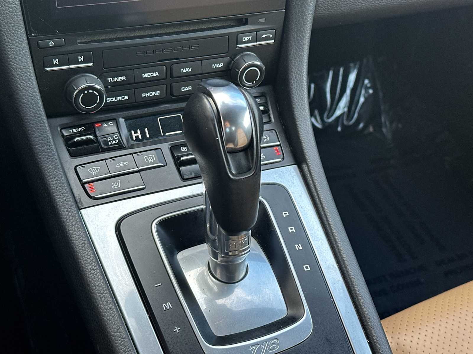 Thumbnail: 2019 Porsche 718 Boxster - 25