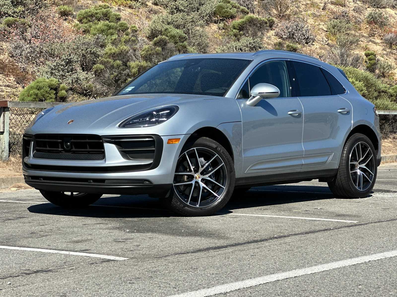 2024 Porsche Macan Base -
                  Seaside, CA