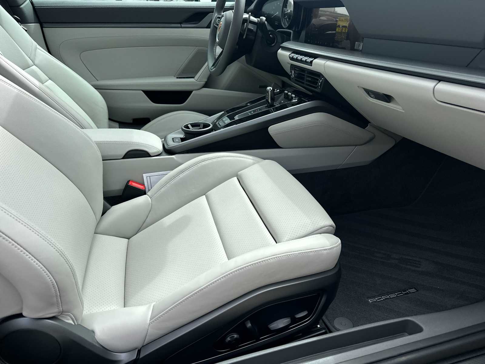 Thumbnail: 2024 Porsche 911 - 14