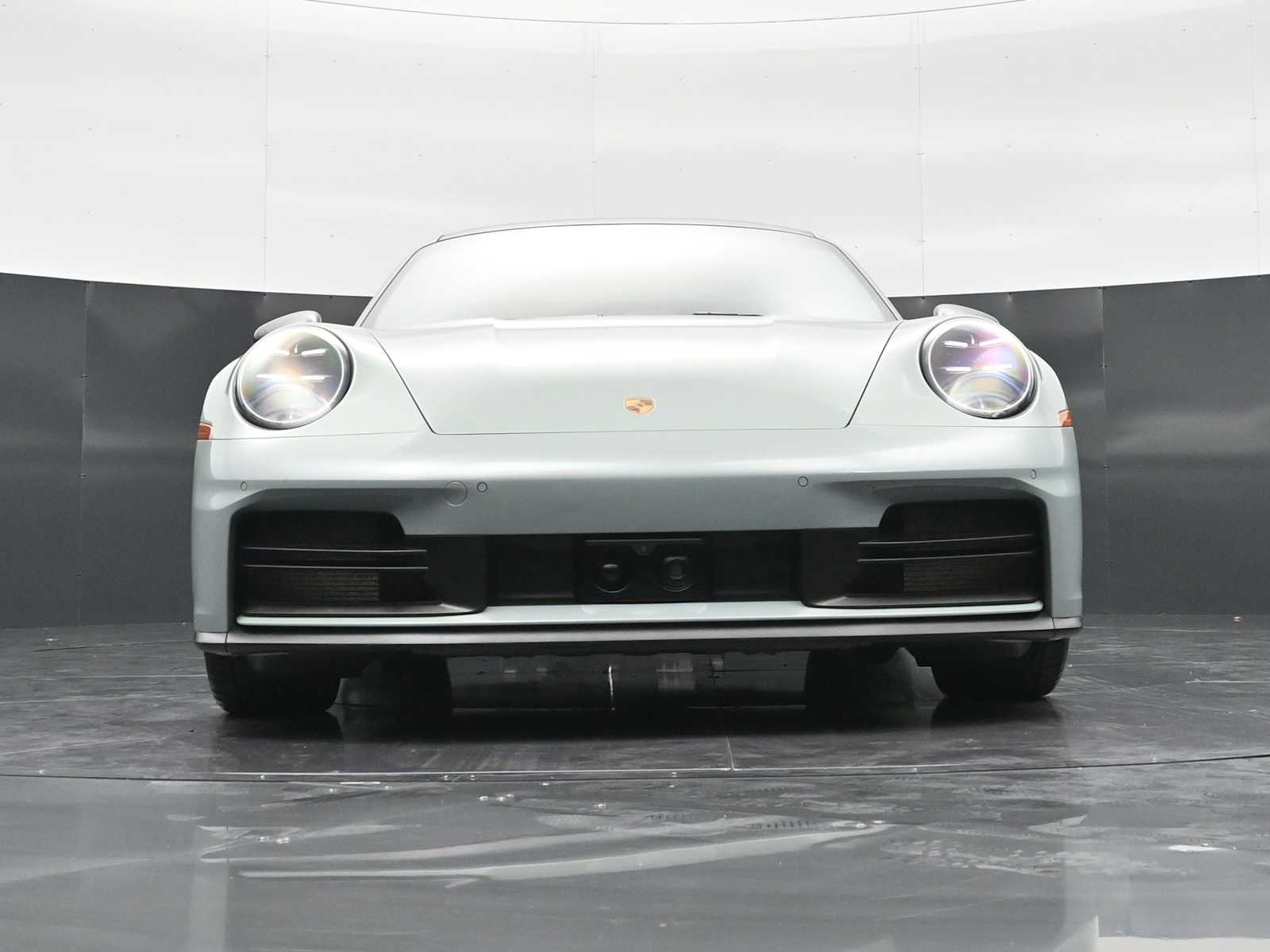 Thumbnail: 2025 Porsche 911 - 41