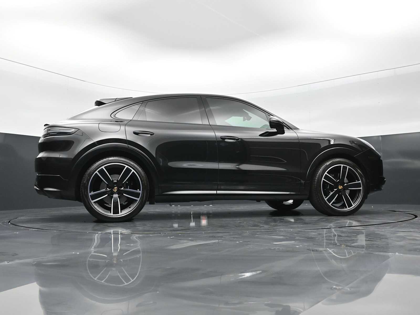 Thumbnail: 2023 Porsche  - 45