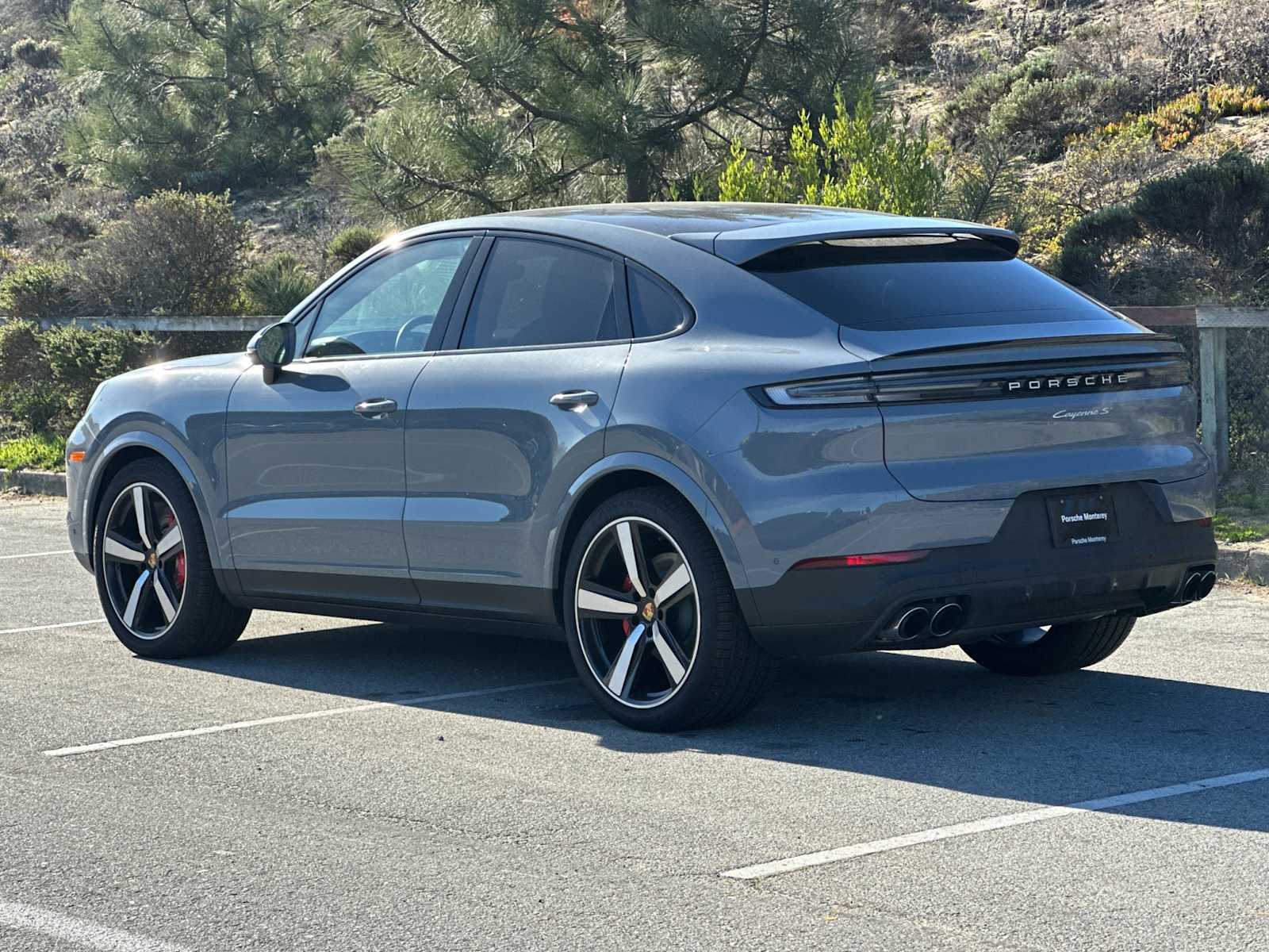 Thumbnail: 2024 Porsche  - 3