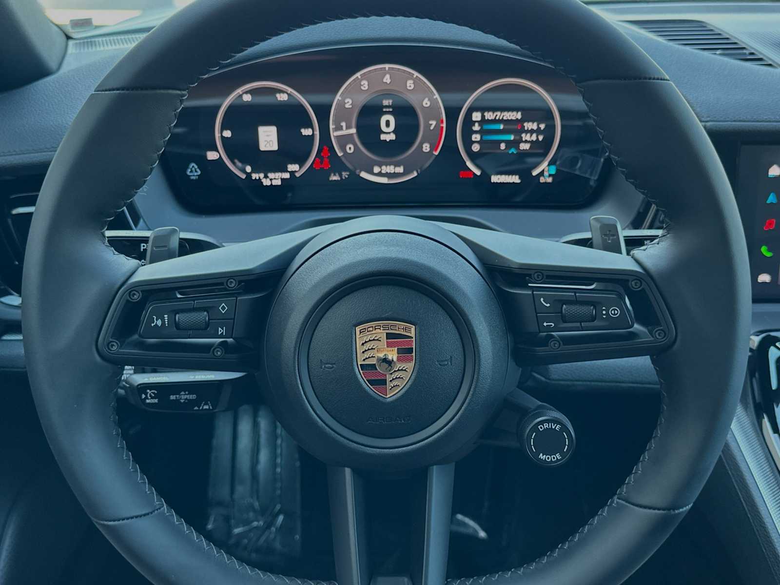 Thumbnail: 2024 Porsche Panamera - 24