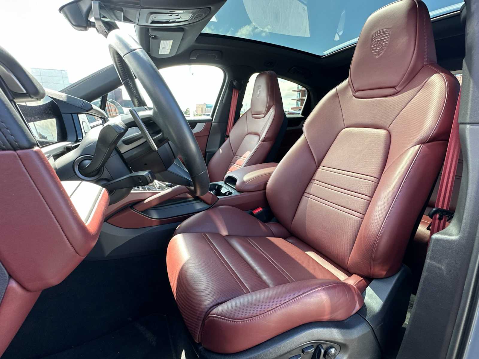 Thumbnail: 2024 Porsche  - 5