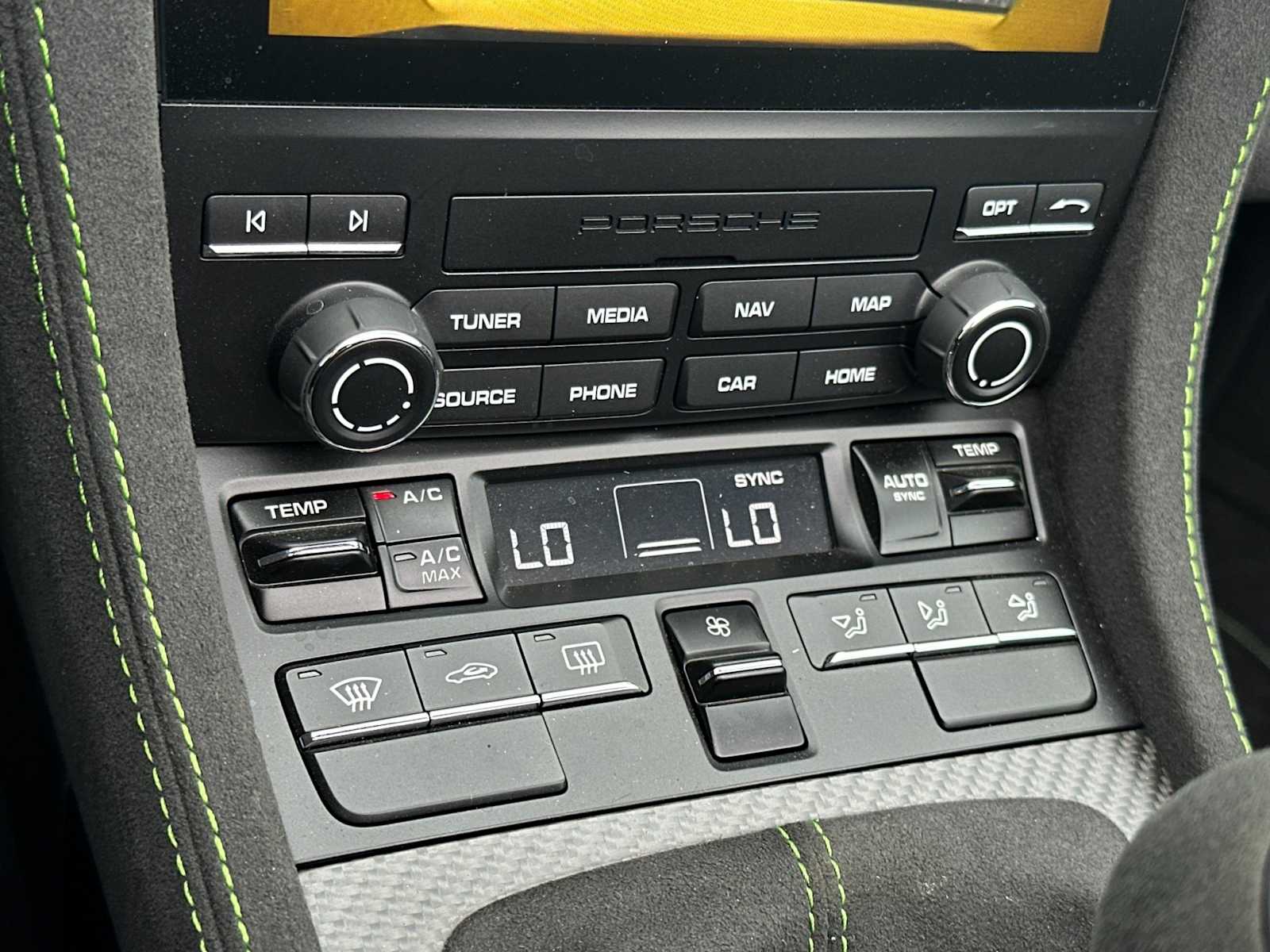 Thumbnail: 2024 Porsche  - 18