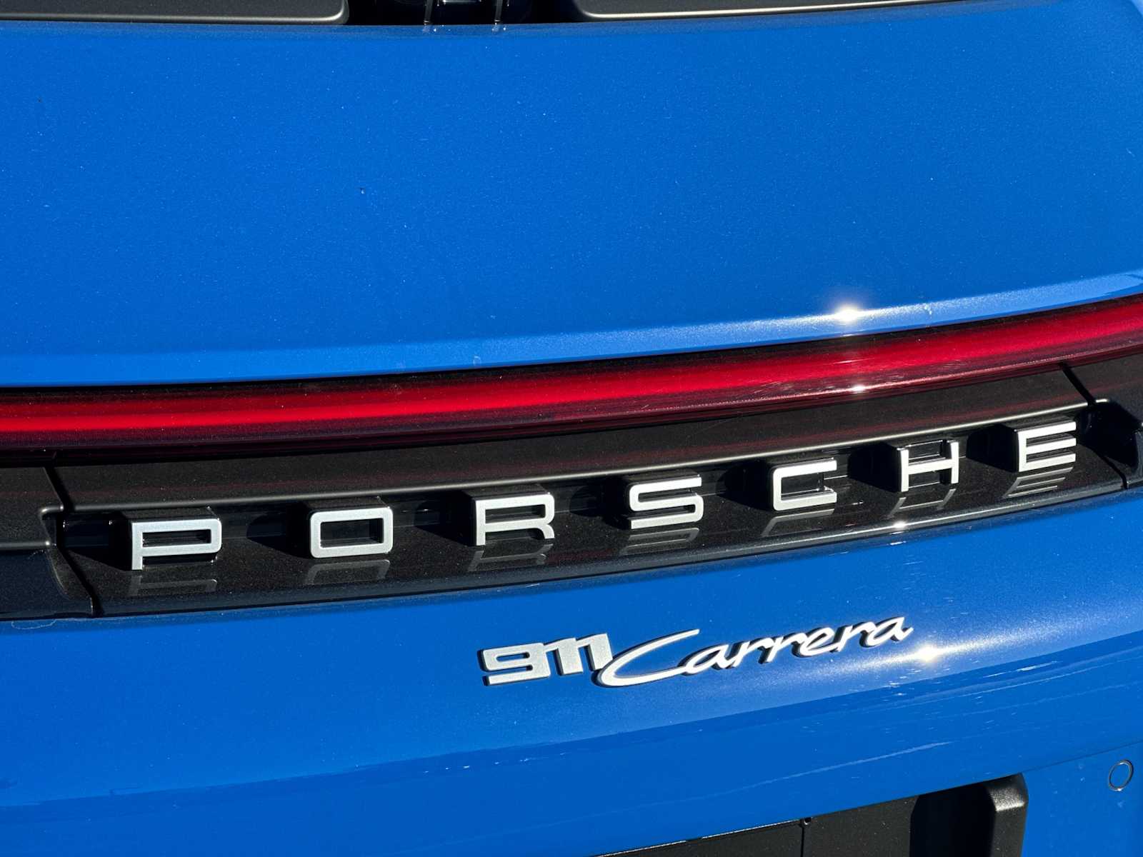 Thumbnail: 2025 Porsche 911 - 13