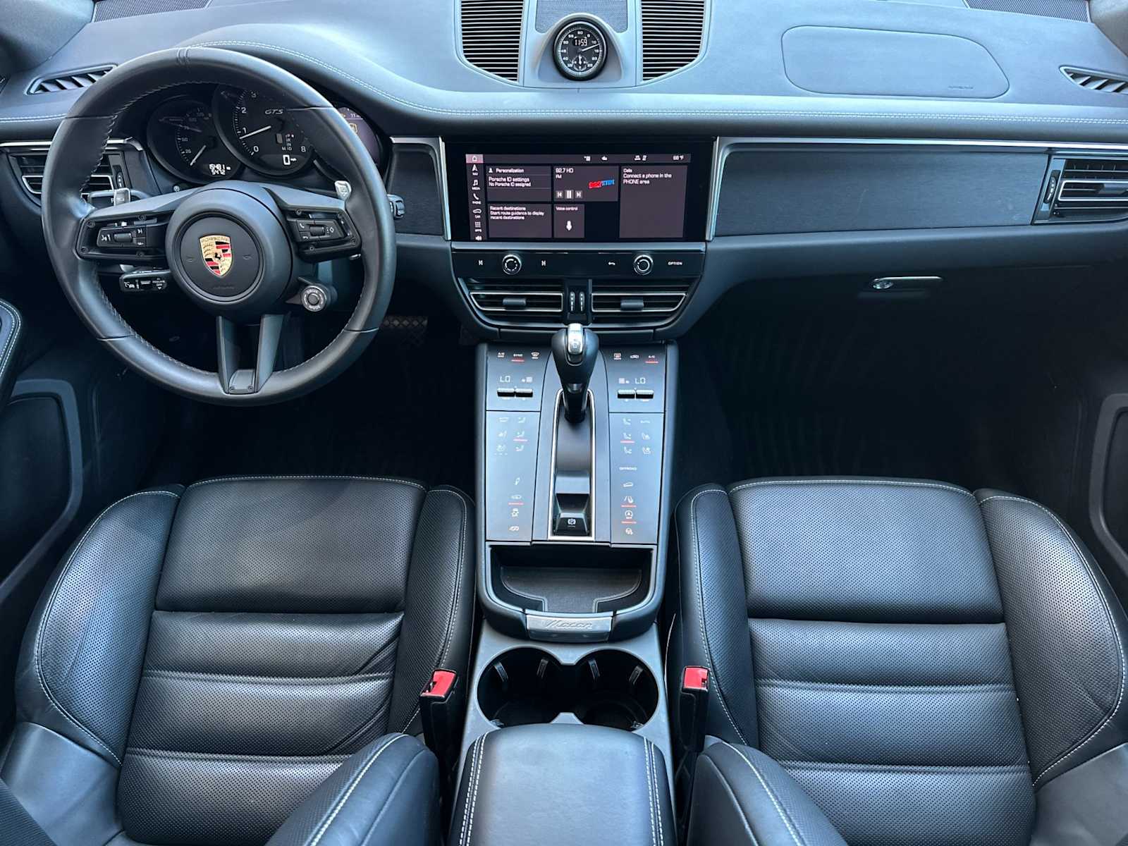 Thumbnail: 2024 Porsche Macan - 6