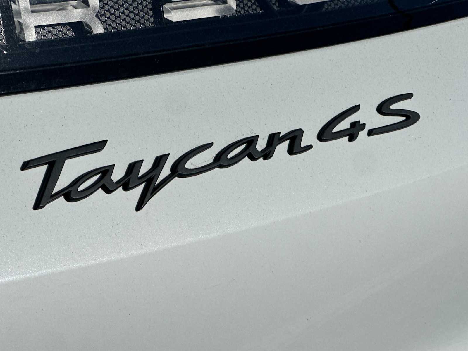 Thumbnail: 2024 Porsche Taycan - 28