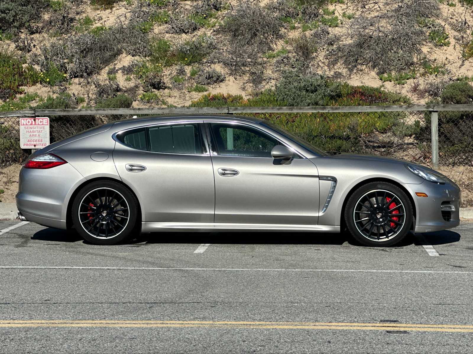 Thumbnail: 2013 Porsche Panamera - 9