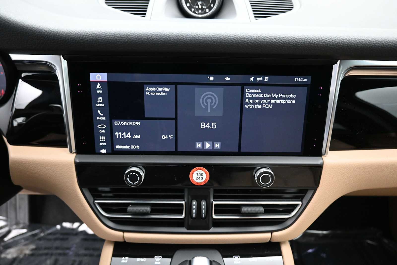 2025 Porsche Macan Base - Photo 11