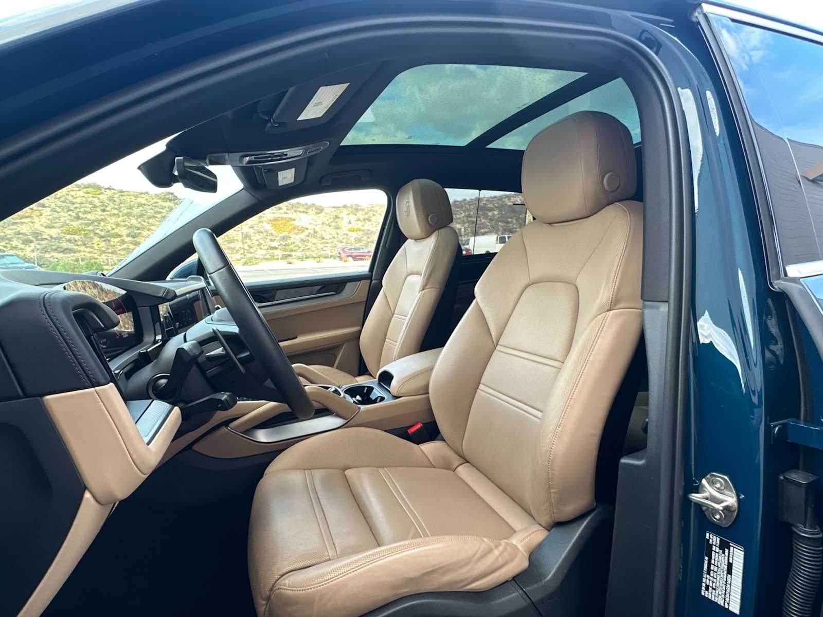 Thumbnail: 2025 Porsche Cayenne - 5