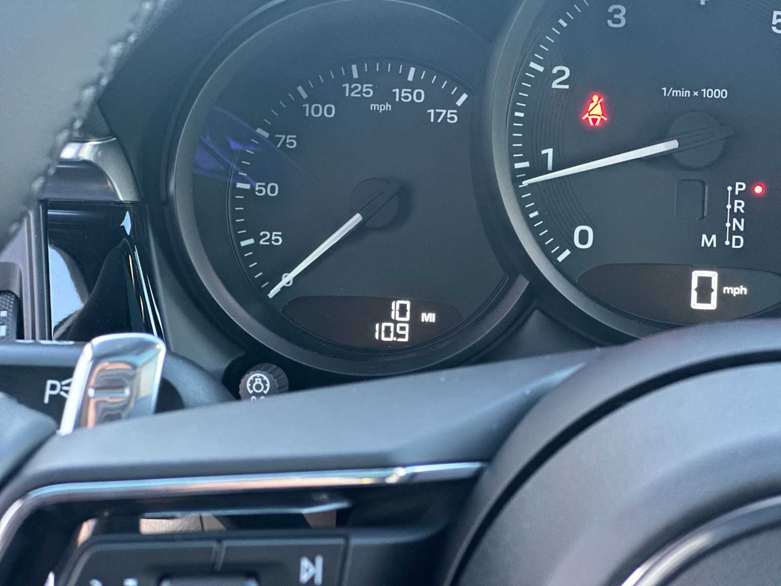 Thumbnail: 2026 Porsche Macan - 27