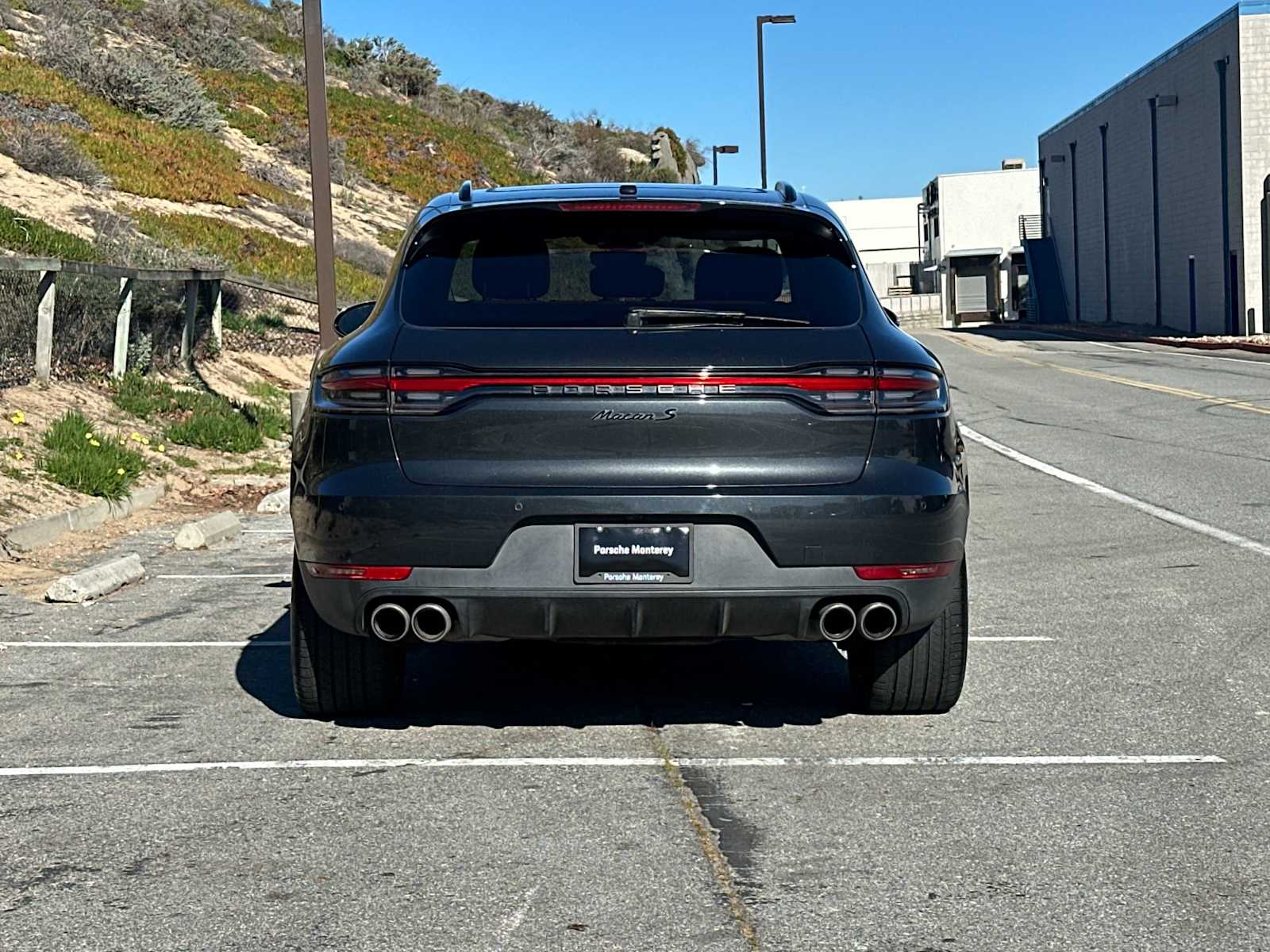 Thumbnail: 2021 Porsche Macan - 8
