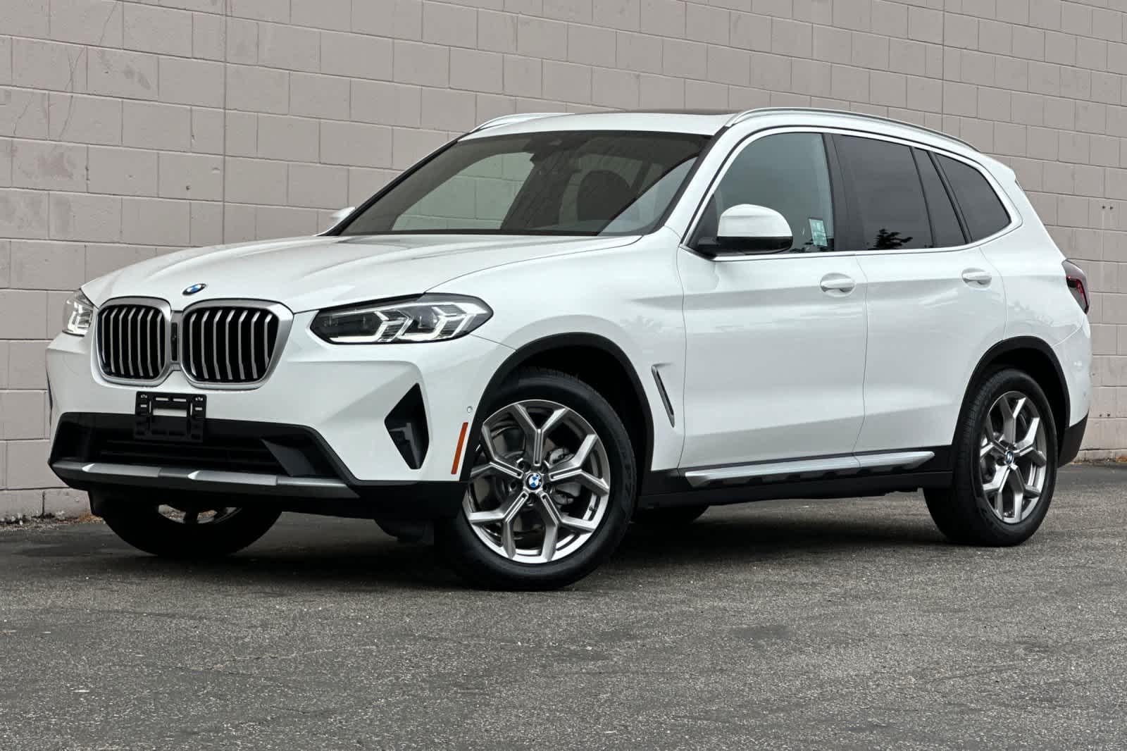 2024 BMW X3 30i