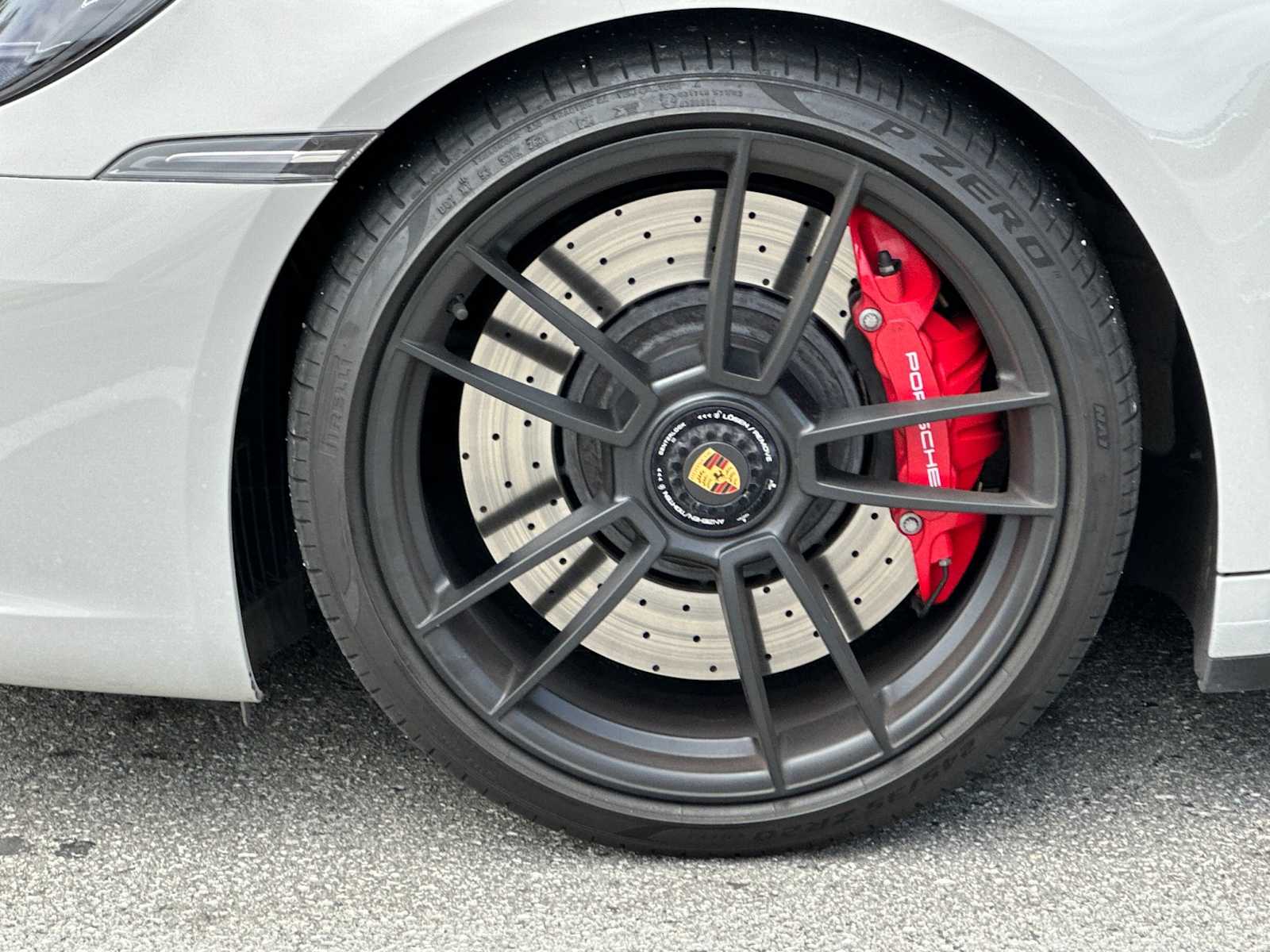 2022 Porsche 911 Carrera S 23