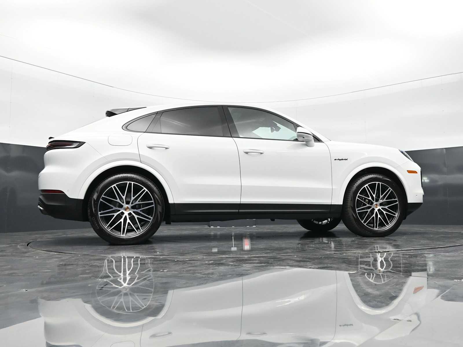 Thumbnail: 2025 Porsche  - 50