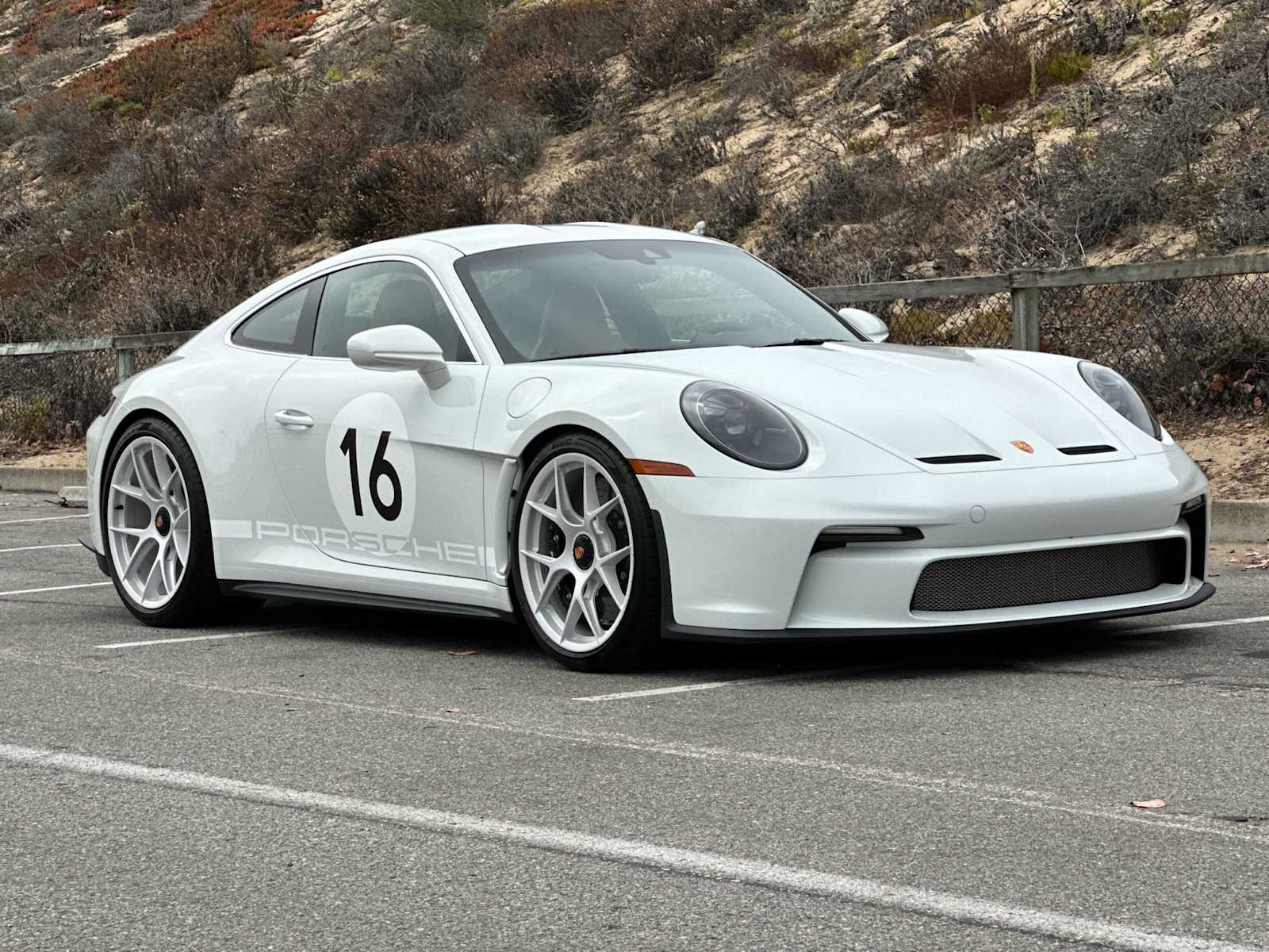 Thumbnail: 2024 Porsche 911 - 9