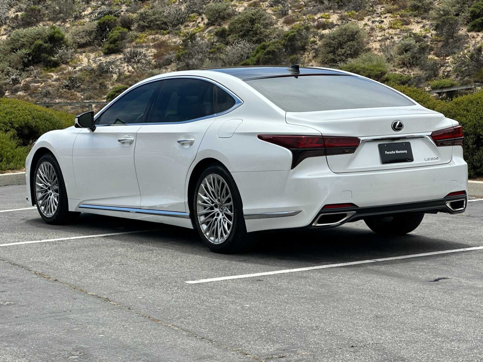 Thumbnail: 2024 Lexus LS - 3