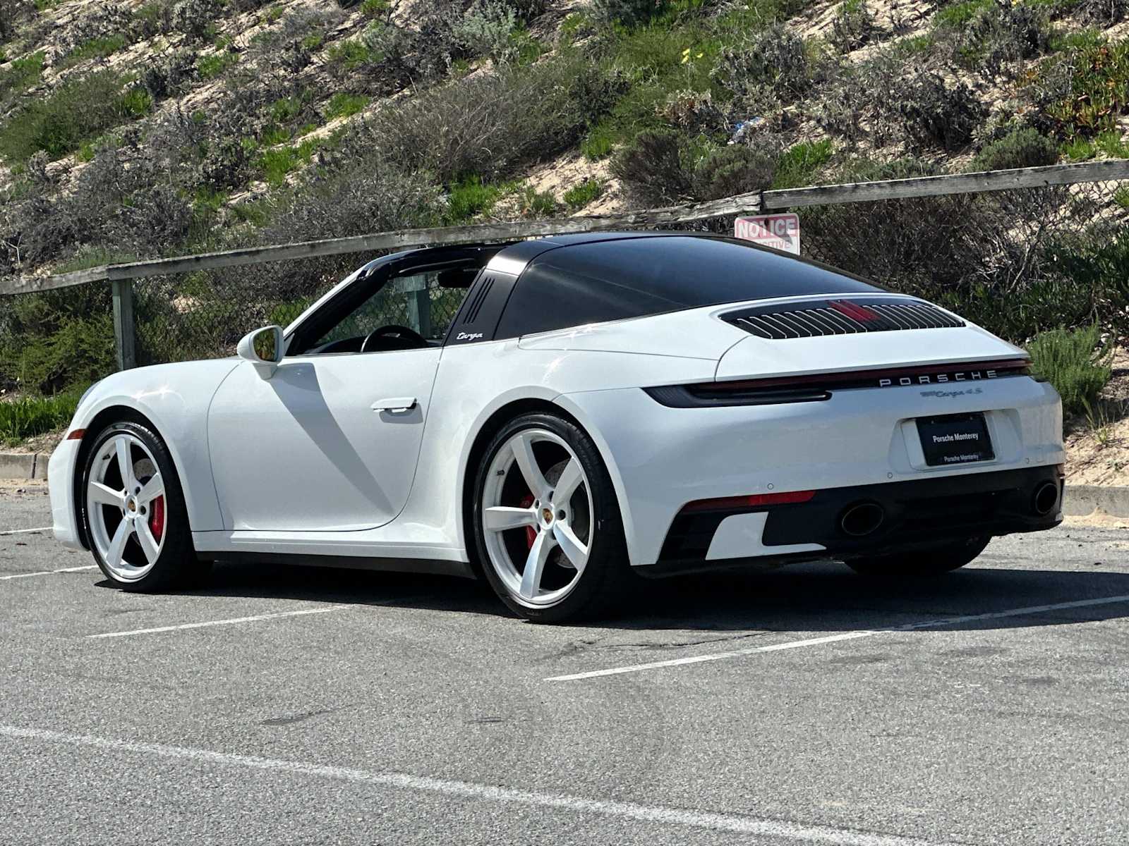 Thumbnail: 2022 Porsche 911 - 3