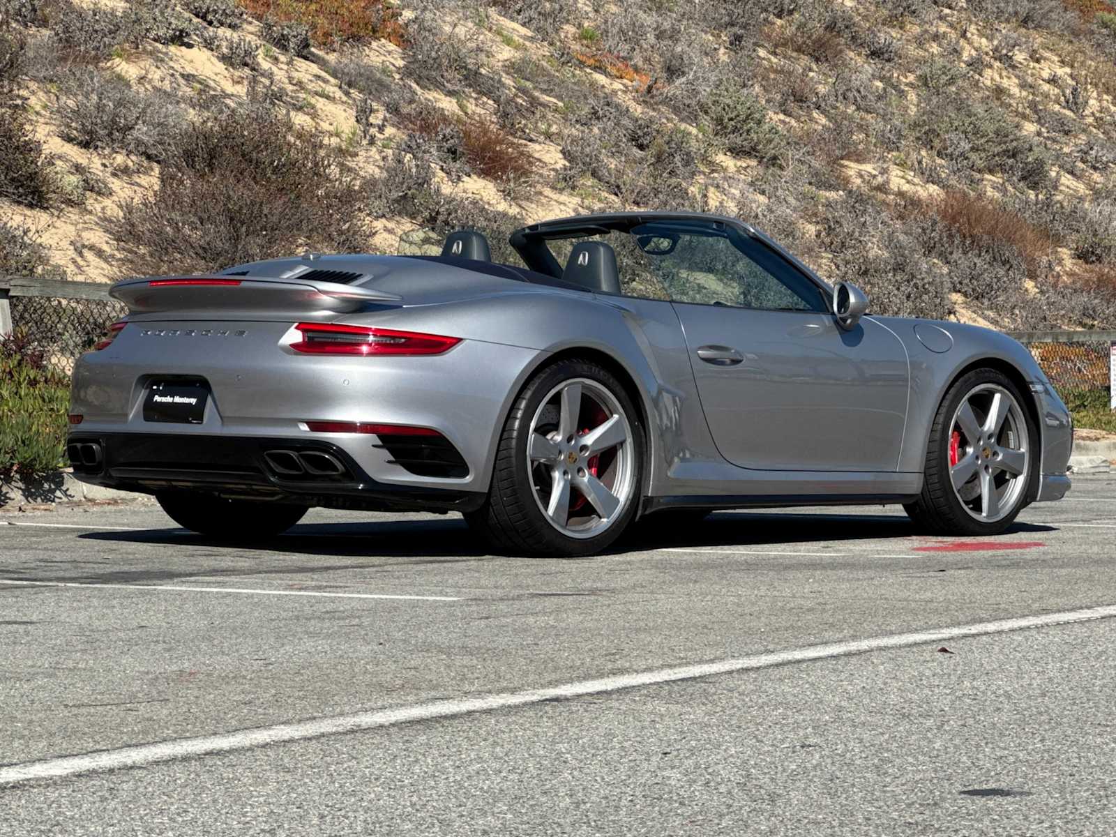 Thumbnail: 2017 Porsche 911 - 7