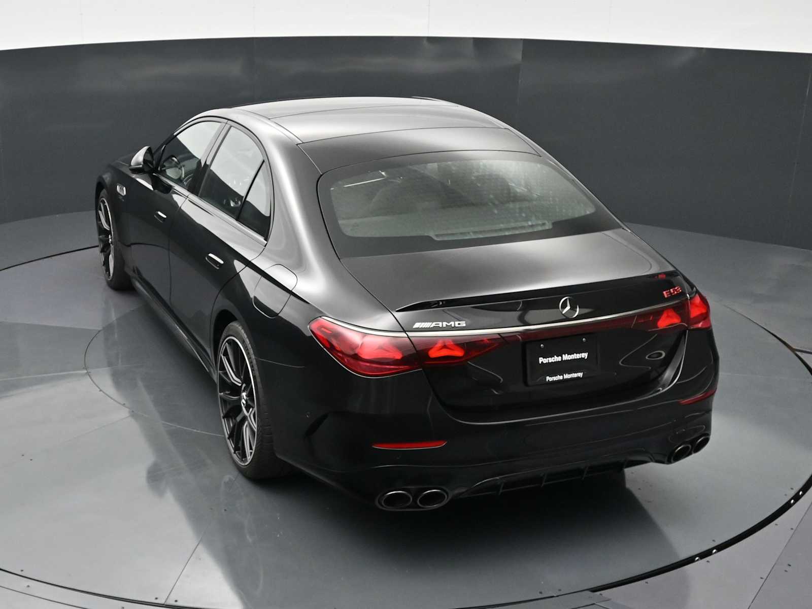 Thumbnail: 2025 Mercedes-Benz E-Class - 32