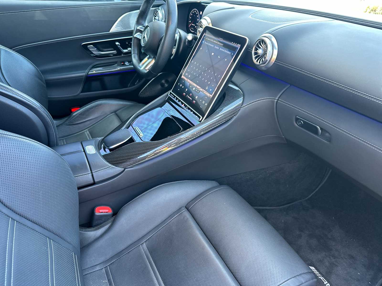 Thumbnail: 2022 Mercedes-Benz SL-Class - 17