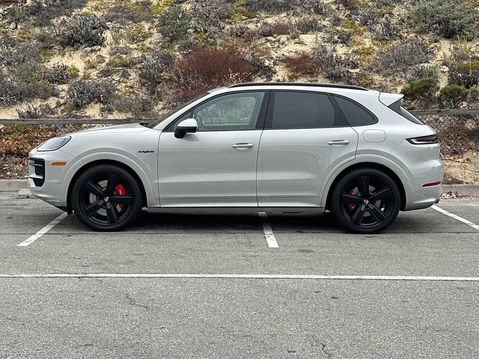Thumbnail: 2025 Porsche Cayenne - 2