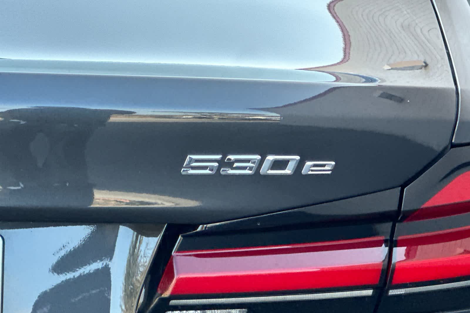 Thumbnail: 2022 BMW 5 Series - 33