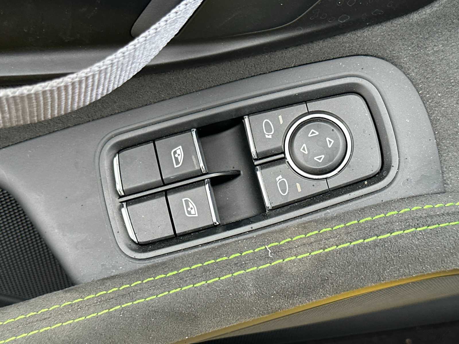 Thumbnail: 2024 Porsche  - 12