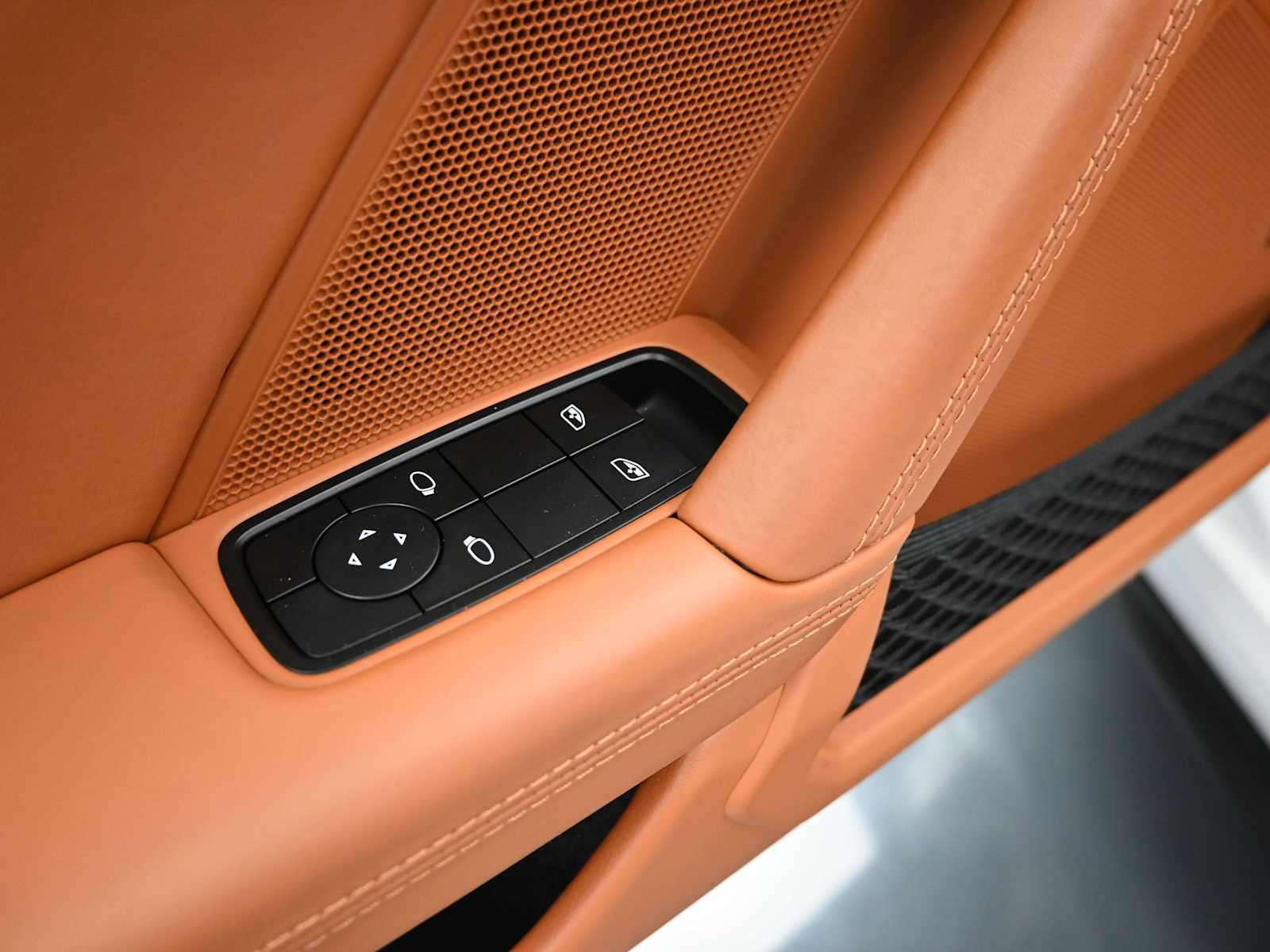 Thumbnail: 2024 Porsche 911 - 8