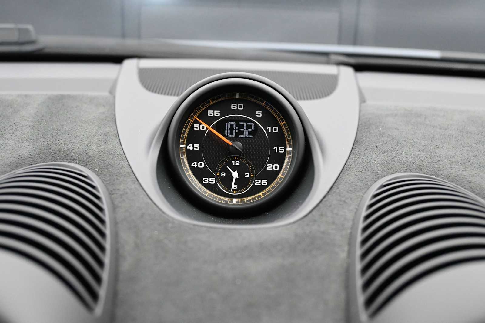 Thumbnail: 2025 Porsche  - 12