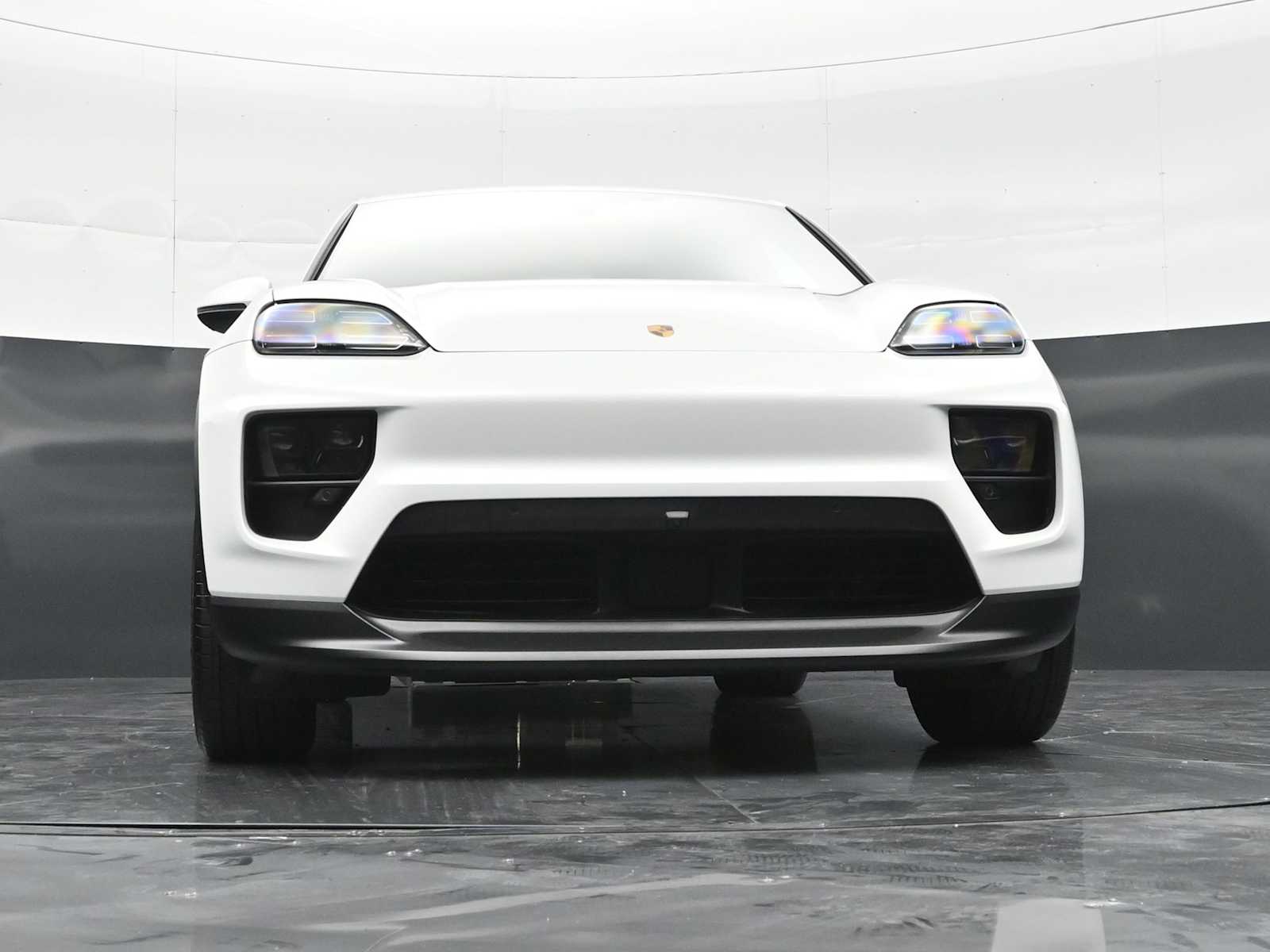 Thumbnail: 2025 Porsche Macan - 44