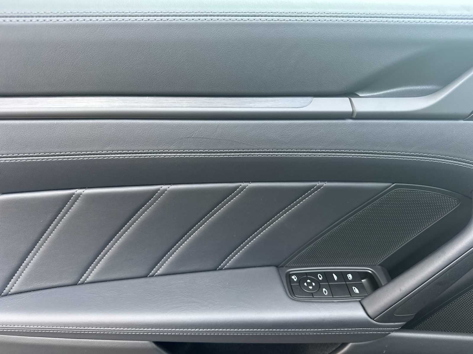 Thumbnail: 2026 Porsche 911 - 15