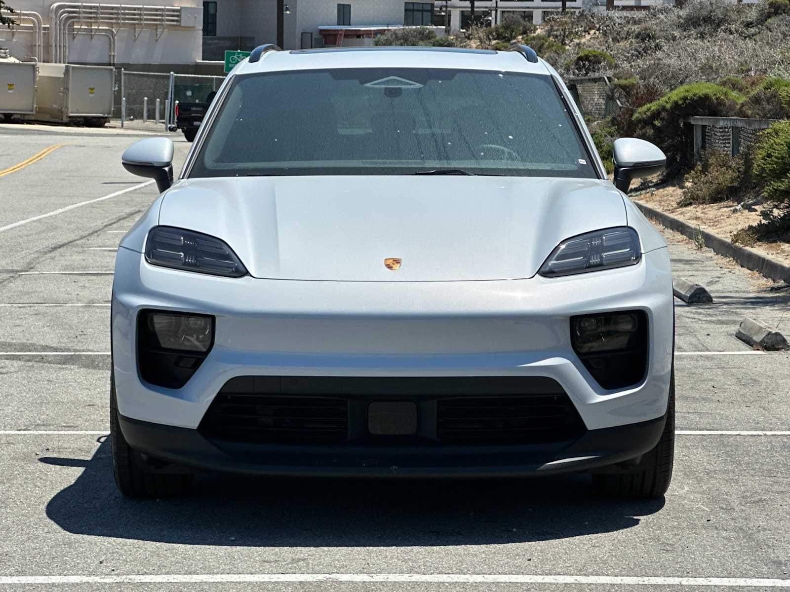 Thumbnail: 2025 Porsche Macan - 11