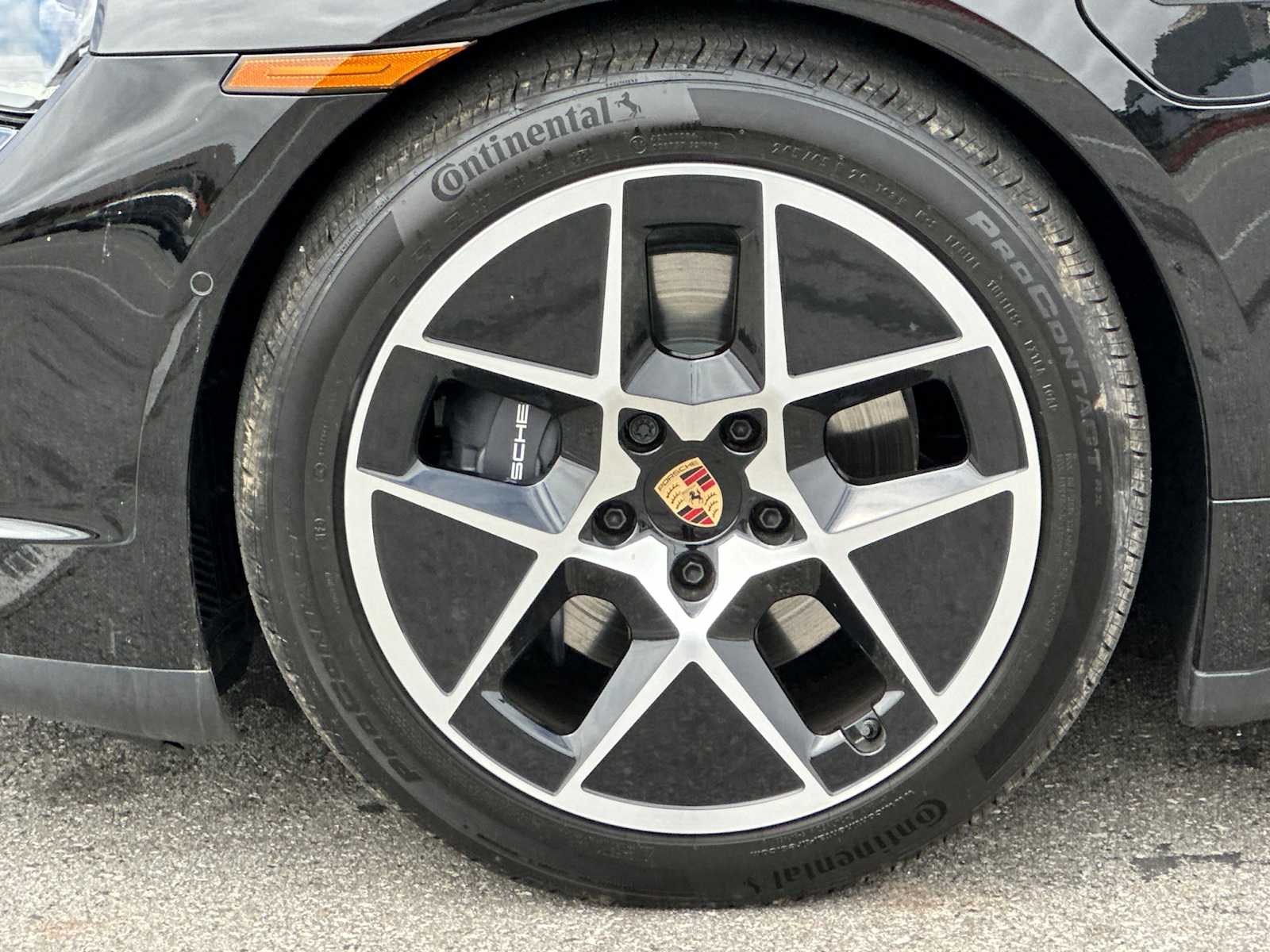 Thumbnail: 2025 Porsche Taycan - 24