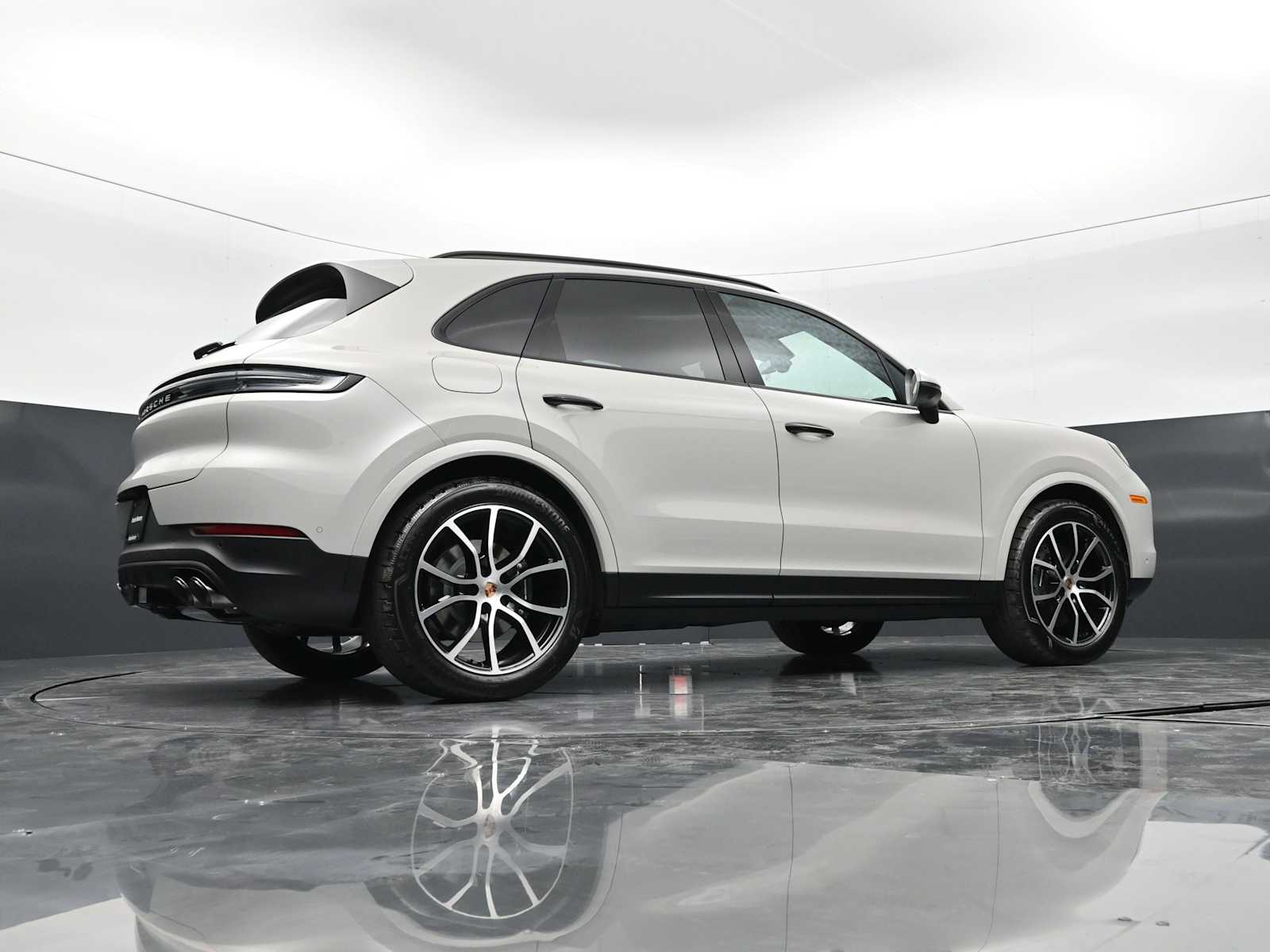 Thumbnail: 2026 Porsche Cayenne - 51