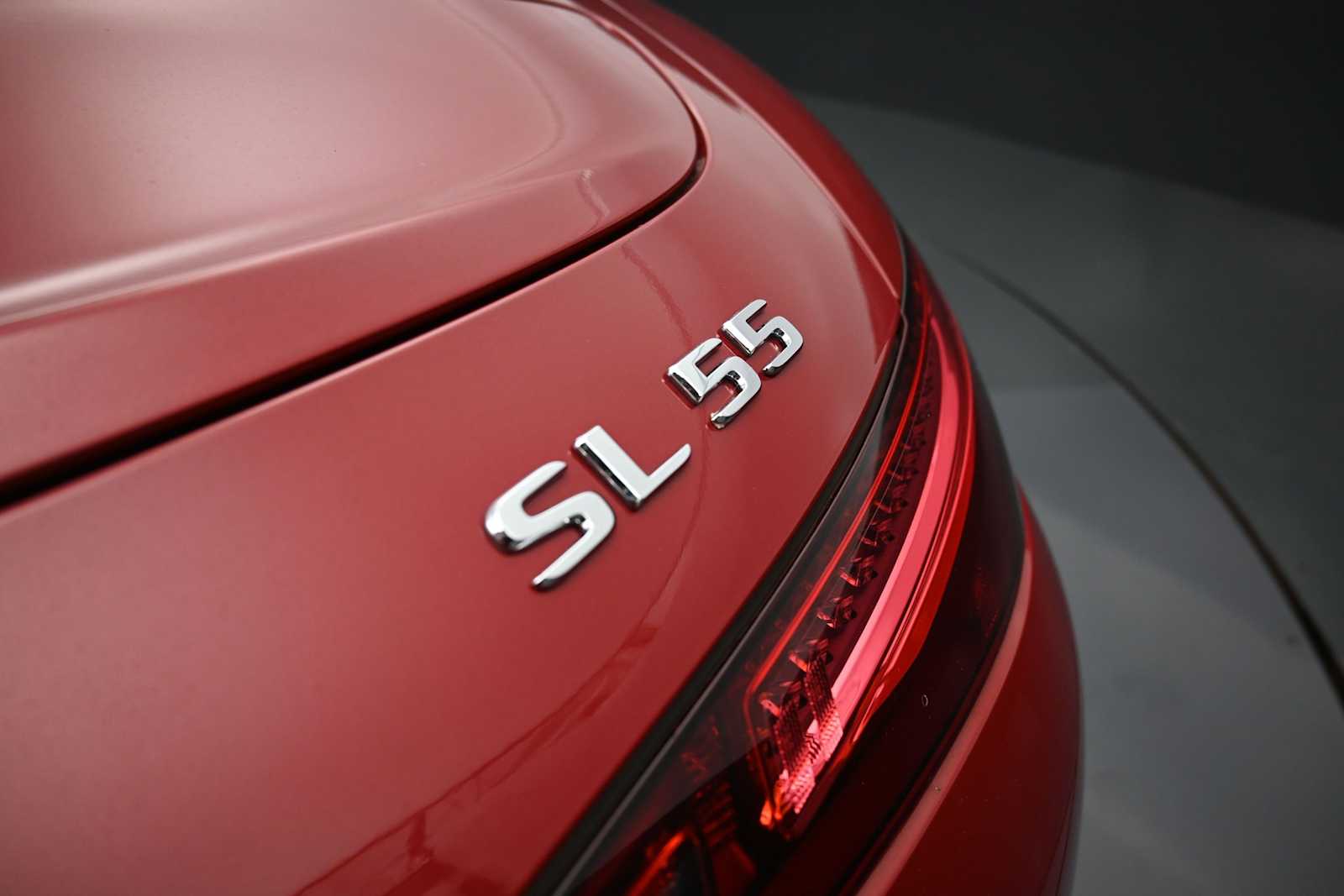 Thumbnail: 2022 Mercedes-Benz SL-Class - 22