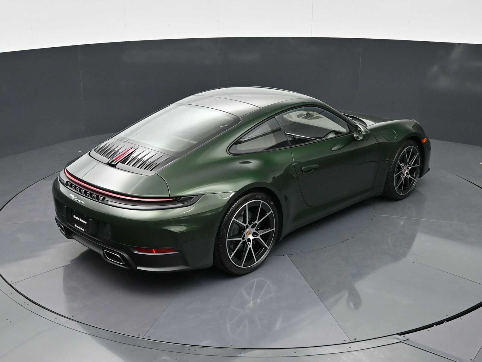 Thumbnail: 2026 Porsche 911 - 31