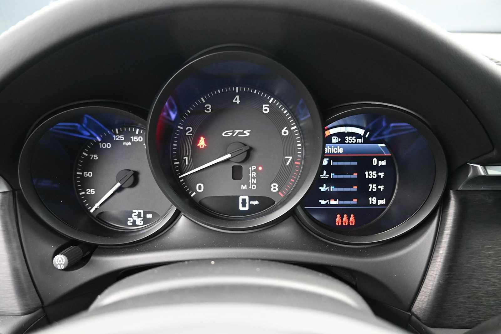Thumbnail: 2026 Porsche Macan - 10