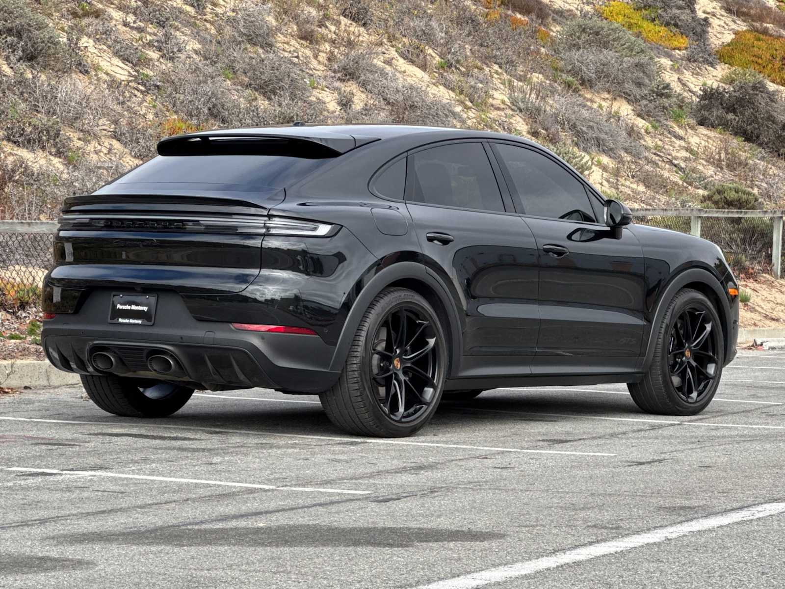 Thumbnail: 2025 Porsche  - 7